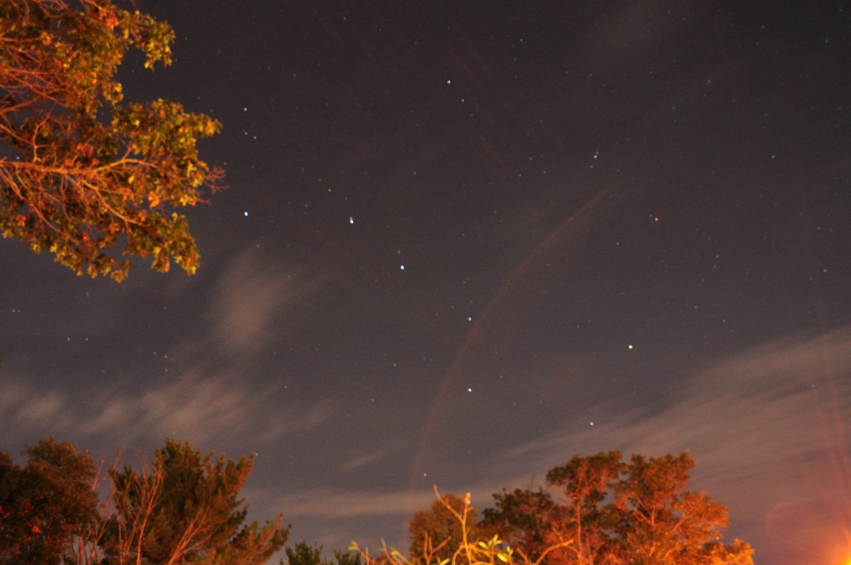 Hunter's Moon and Orionid Meteor Shower Distinguish October Astronomy ...