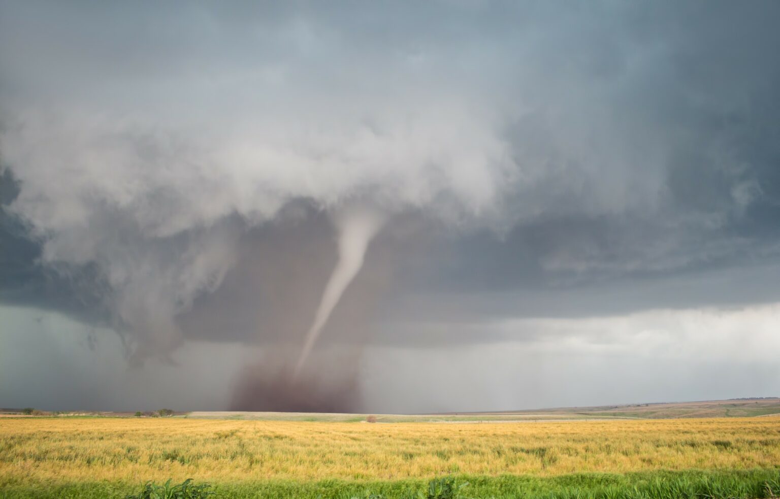 10 Names Used To Distinguish Tornado Shapes And Sizes - Breaking Weather